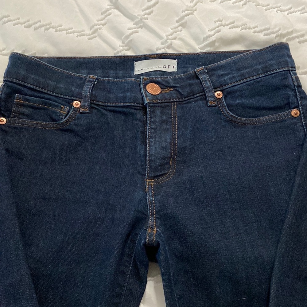 The loft modern skinny jeans size 26.